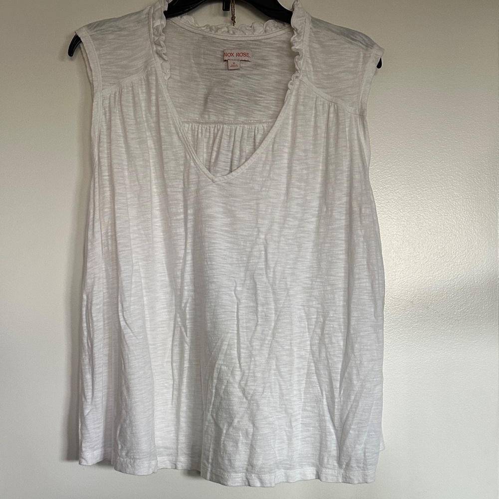 Knox Rose White Sleeveless Tank Top